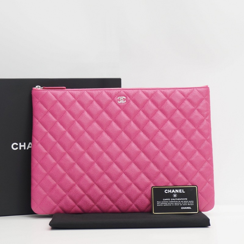 [중고명품다올] 샤넬 캐비어 클러치 라지 핑크 20번대 새상품